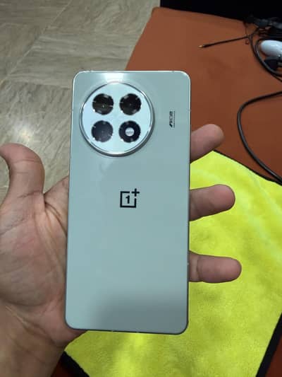 One Plus Ace5 13r