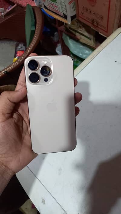 Apple iPhone 16 Pro Max