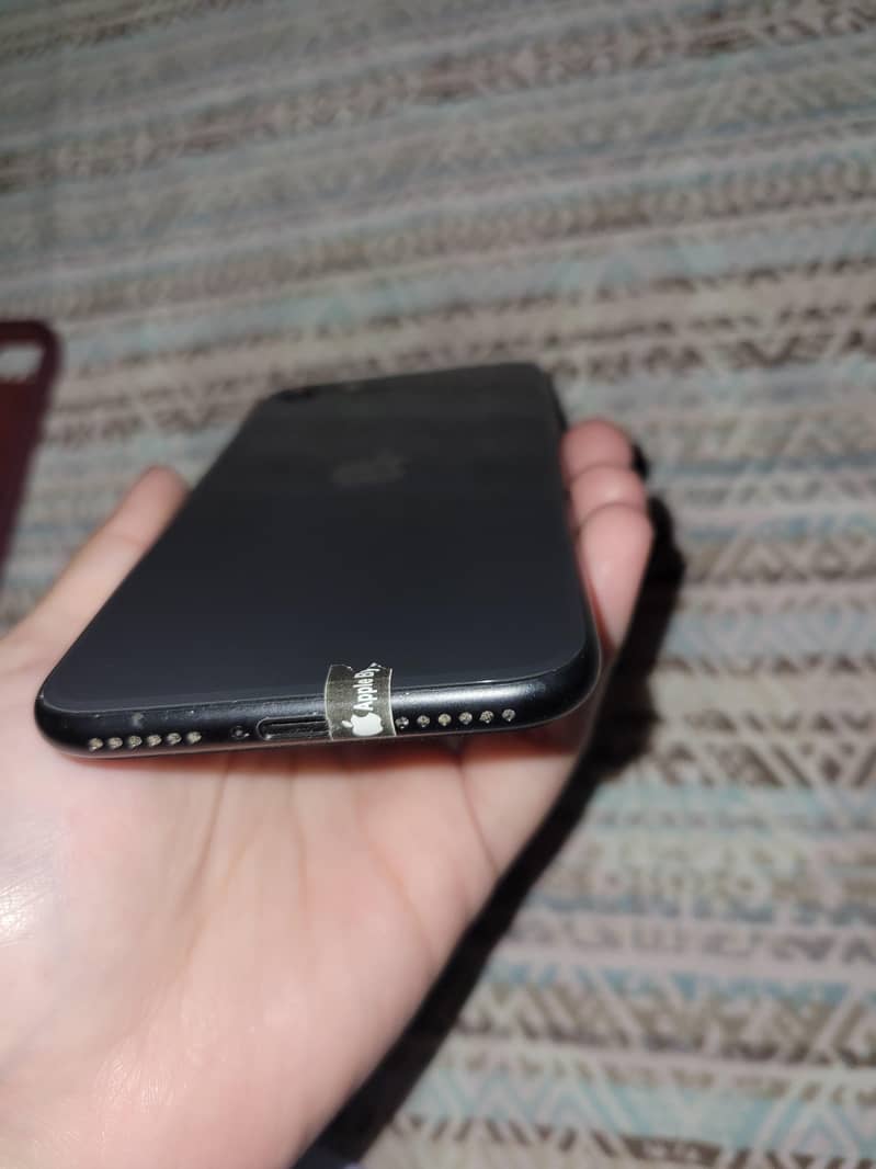 Apple iPhone SE 3