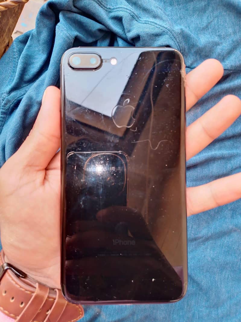 Apple iPhone 7 Plus 7