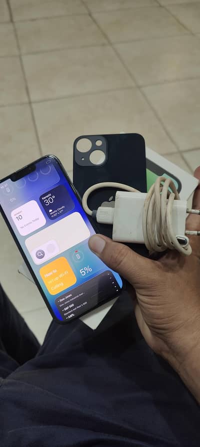Apple iPhone 14 factory unlock water pack