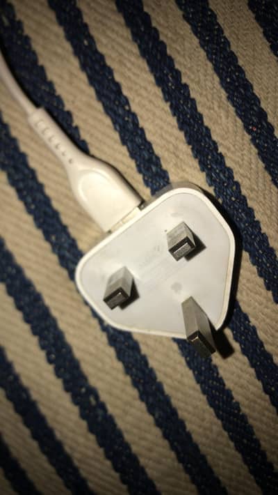 iphone original adapter