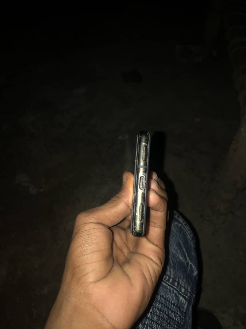 Google Pixel 6a 5