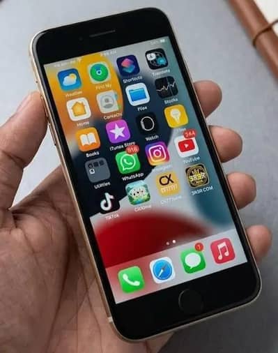 Apple iPhone 7