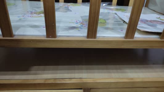 Baby wooden cradle with wheels