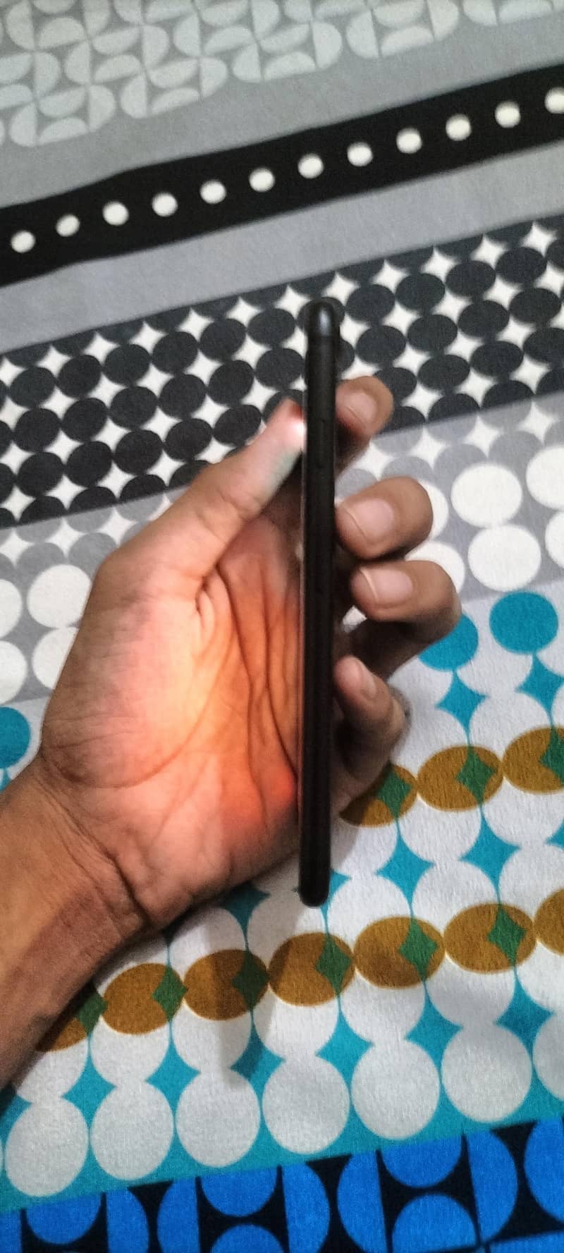 Apple iPhone 7 0
