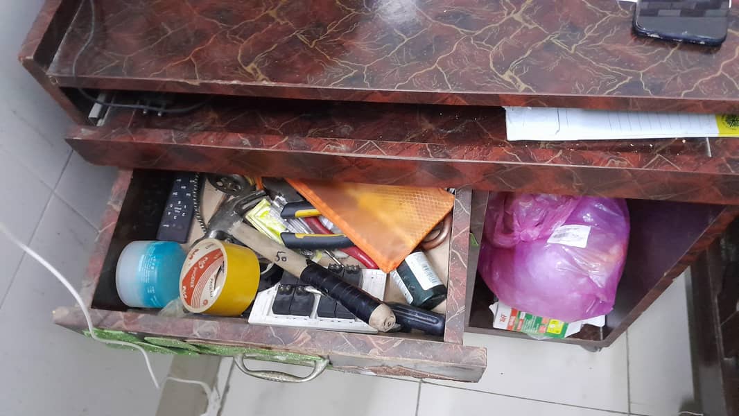 Computer Table 10
