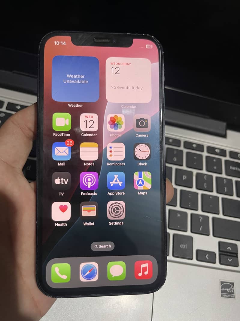 Apple iPhone 12 1