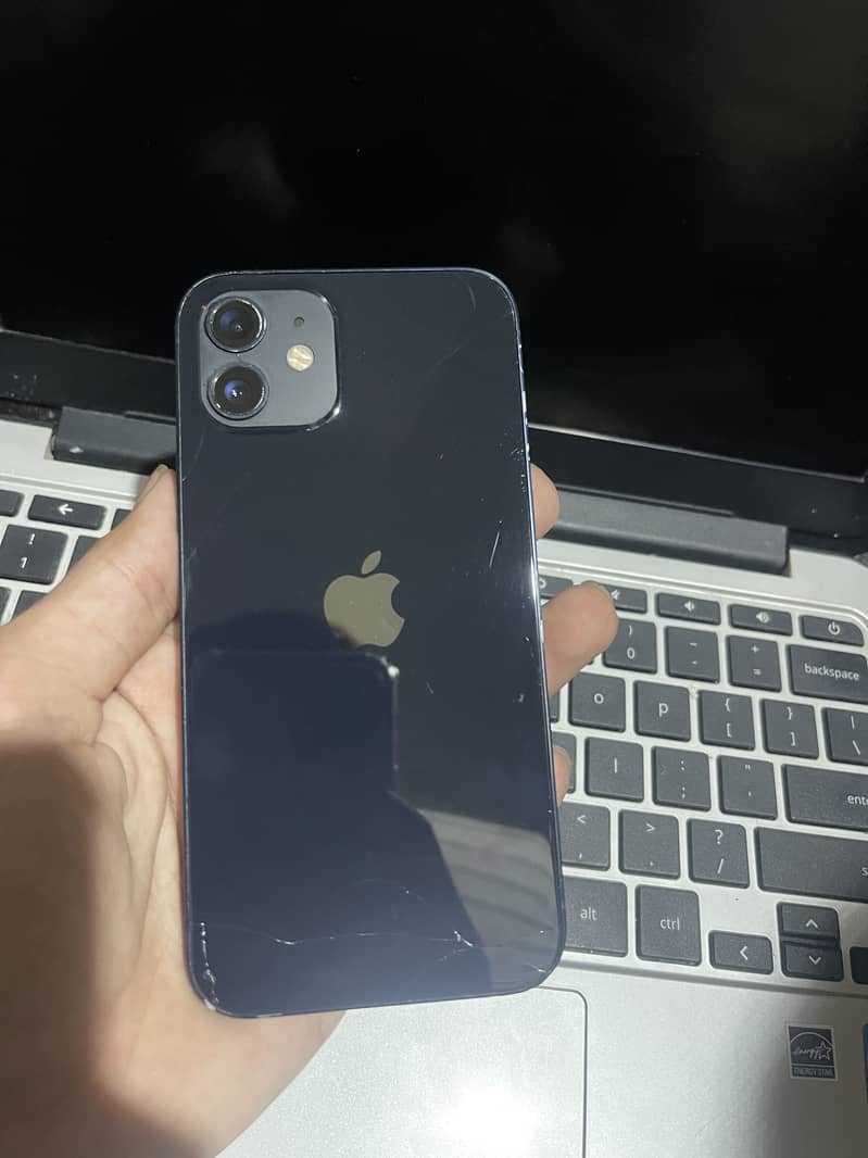 Apple iPhone 12 2