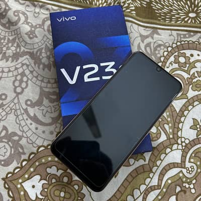 Vivo V23e chota sa icons ka shade hai light sa