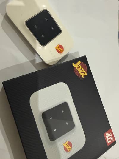Jazz Super 4G LTE WiFi Device | 1 Year Warranty | Like New