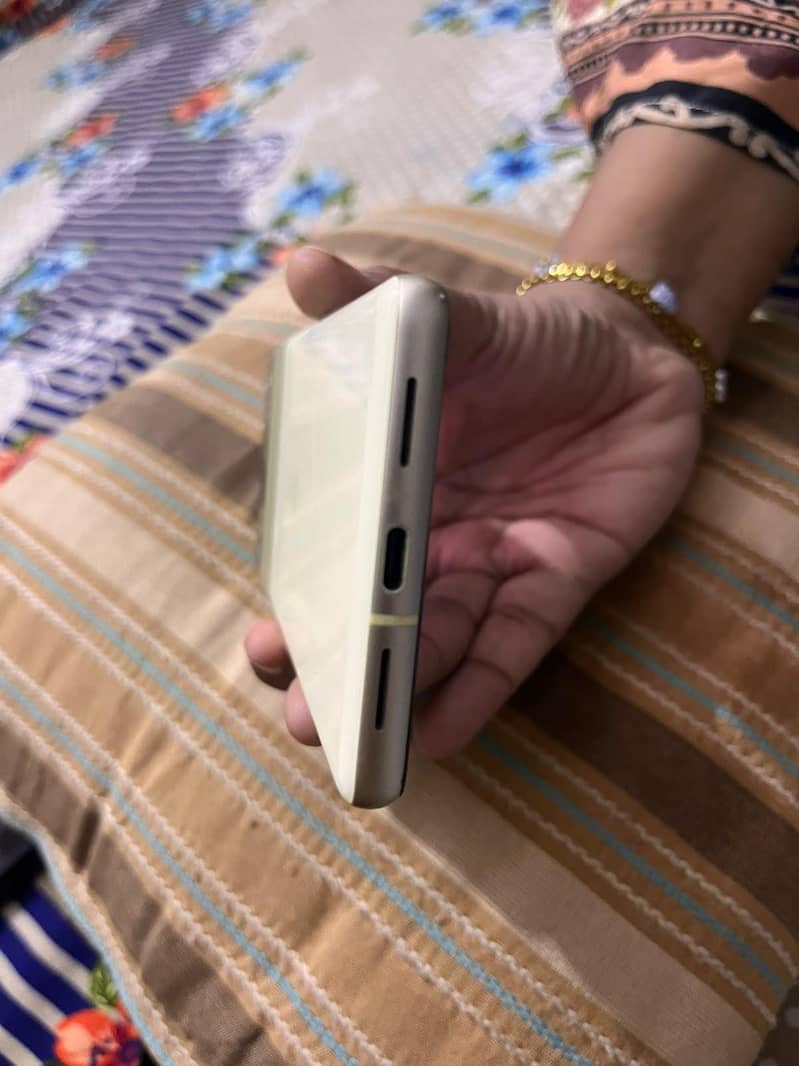 Google Pixel 7 3