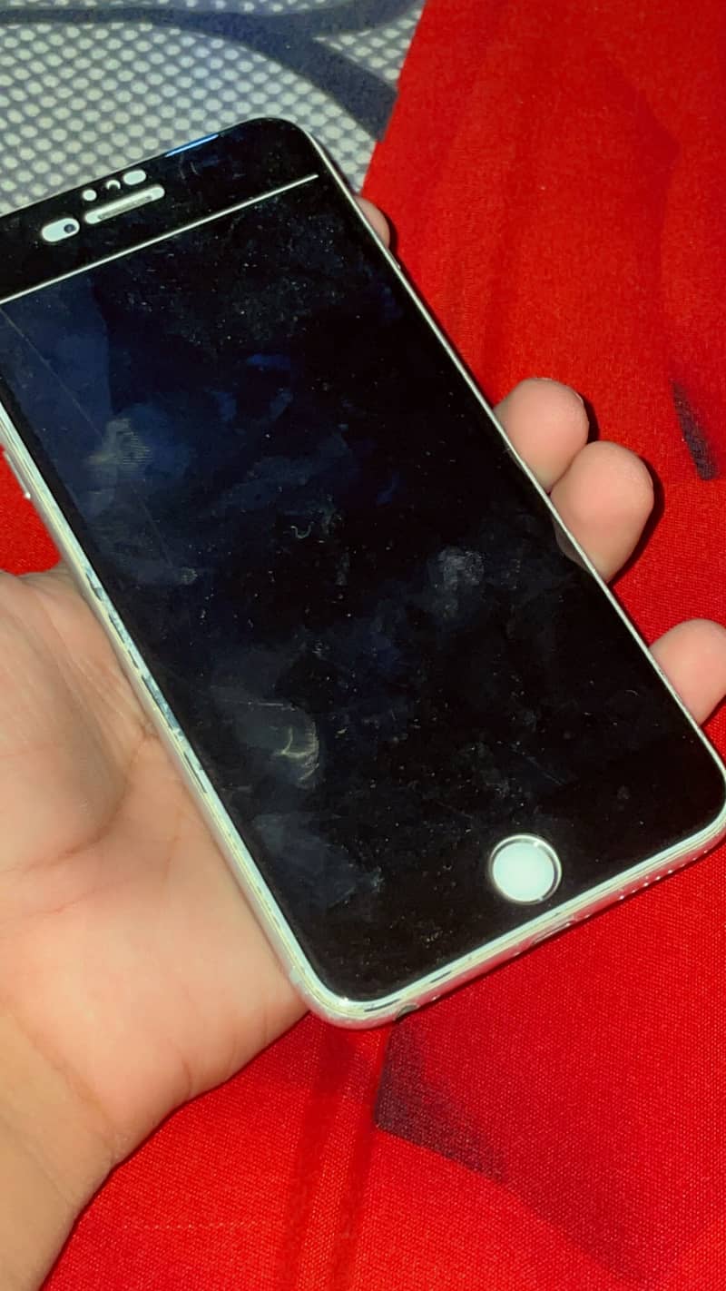 Apple iPhone 6 Plus 0
