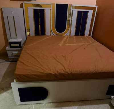 king size bed ,cupboard,singarmaze ,for sell
