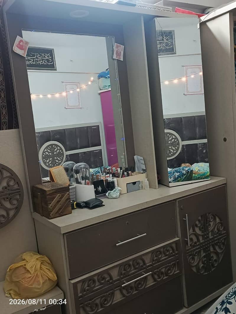bedroom set 4