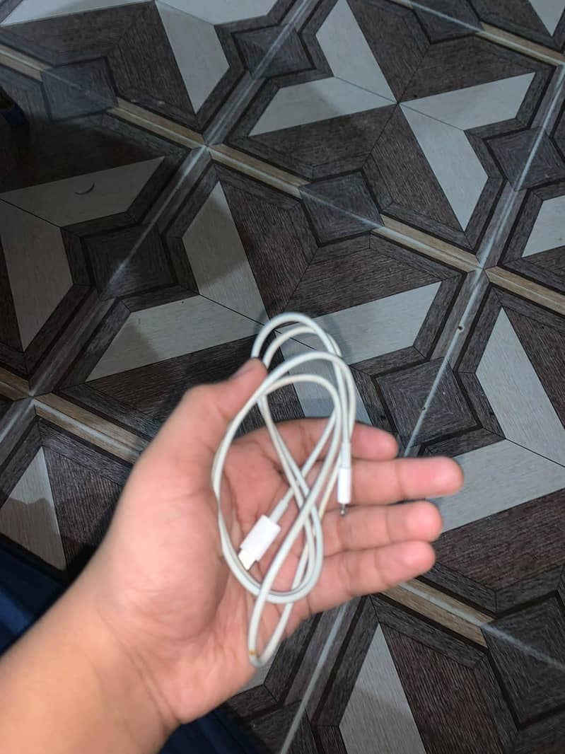 Apple iPhone 13 1