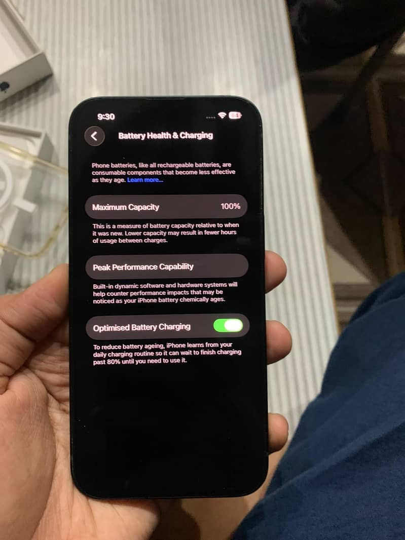 Apple iPhone 13 2