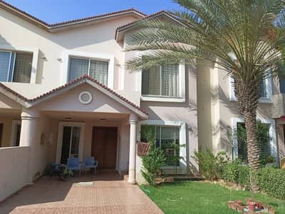 Precinct 2 Iqbal villa 152sq. y West open street 13 available for Sale 03135549217