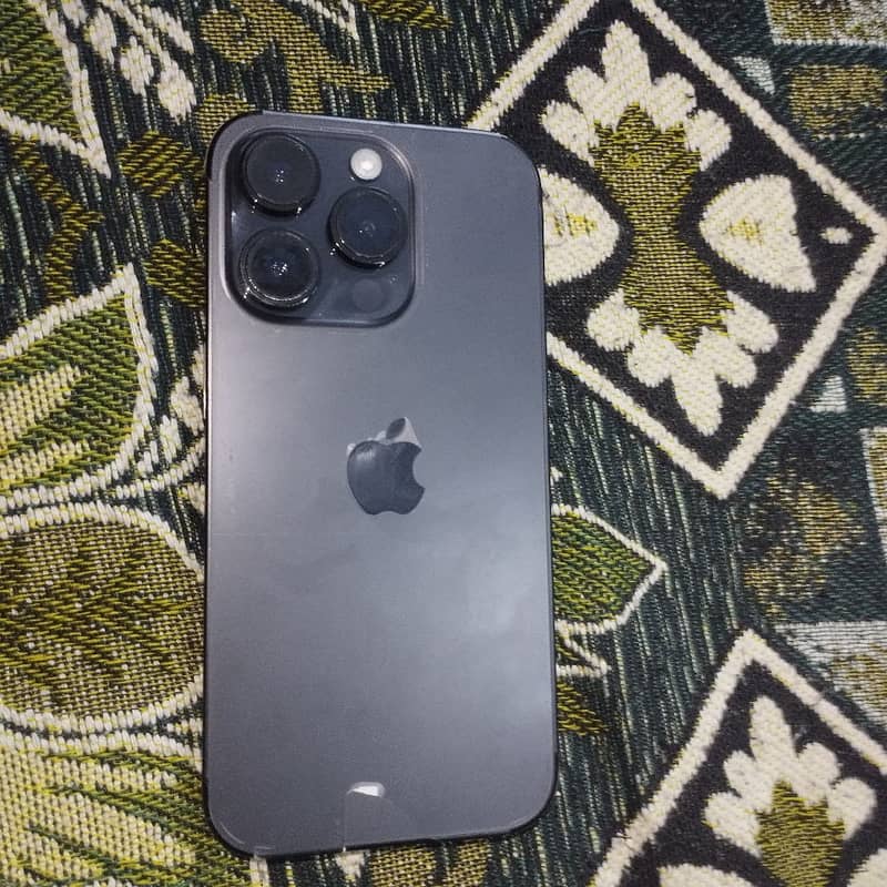 Apple iPhone 14 Pro 4