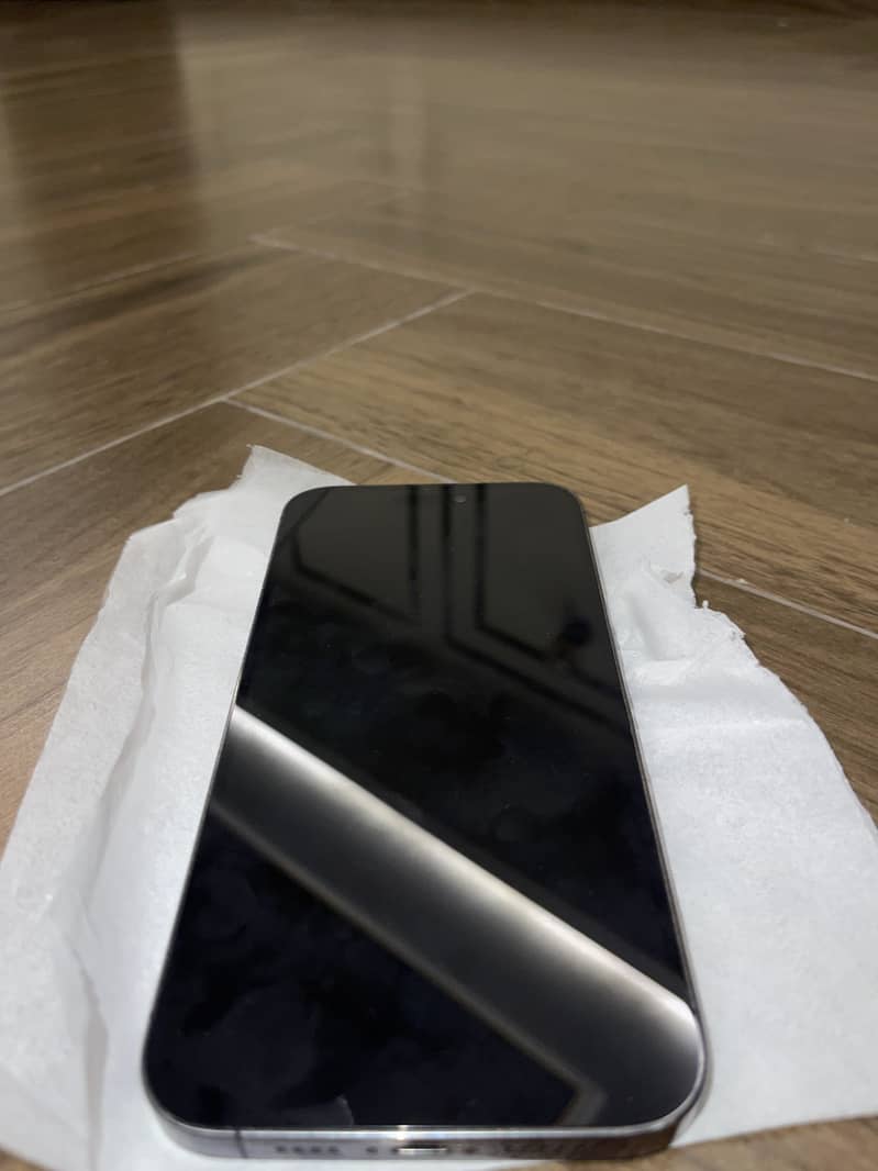 Apple iPhone 14 Pro Max 2