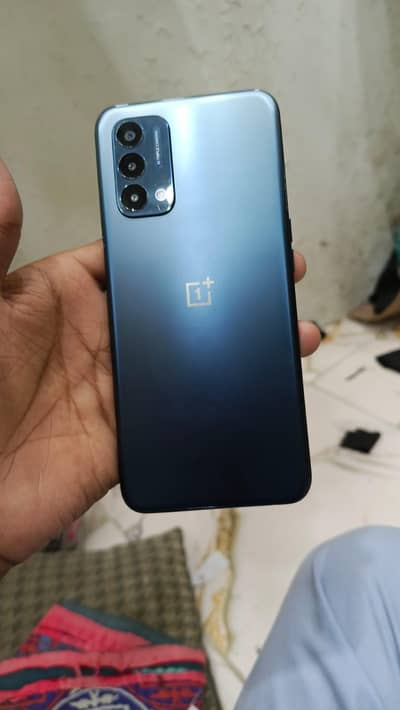 OnePlus Nord N200 5G i
