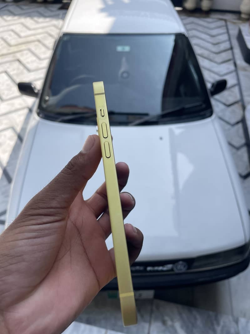 Apple iPhone 14 plus 3