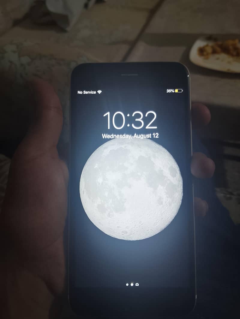 Apple iPhone 6 Plus 3