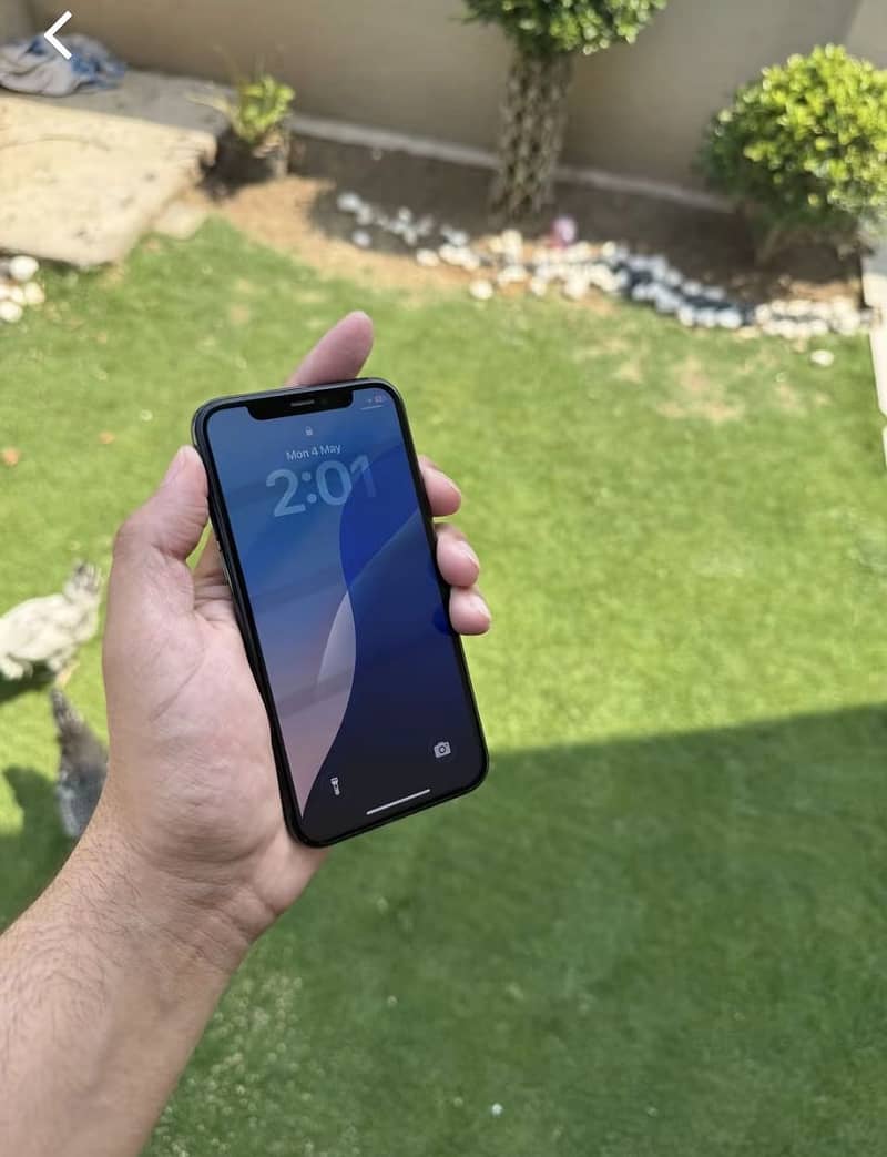 Apple iPhone 11 Pro 0