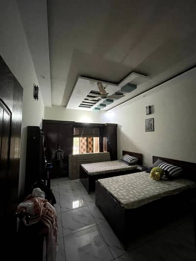 3 Bed DD 200 Sq Yd 1st Floor | Sub-Leased | Block 7 Gulistan-e-Jauhar