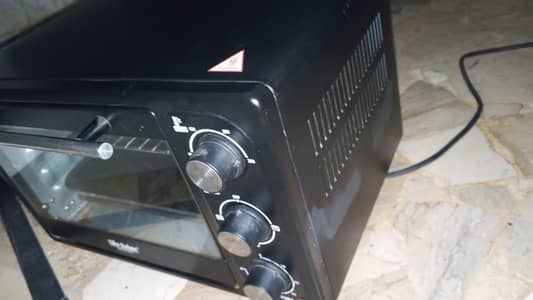 Electric oven