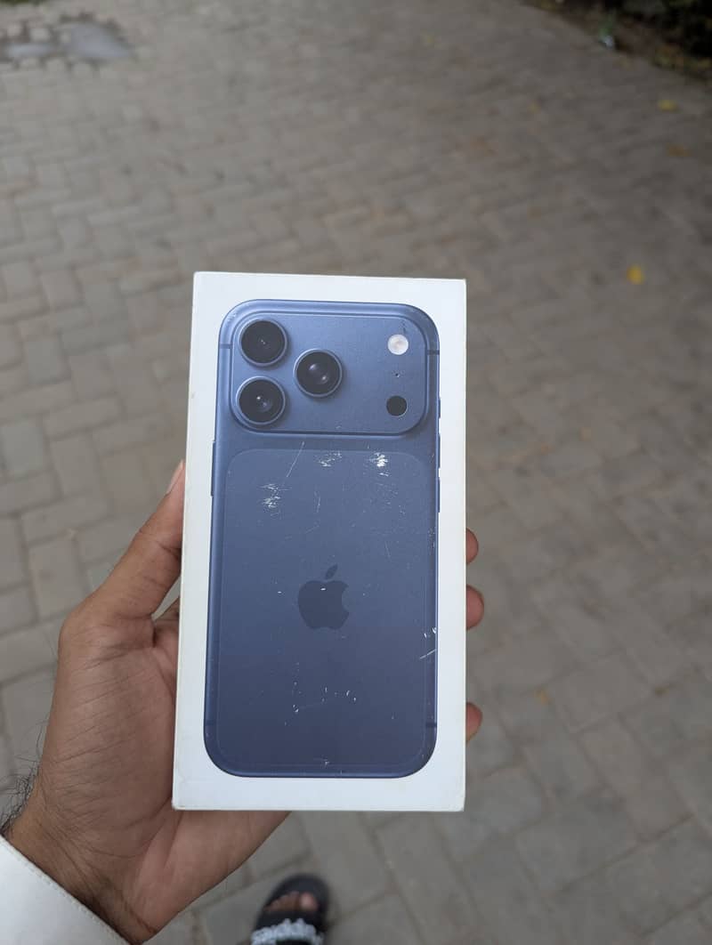 iPhone 17 Pro 5