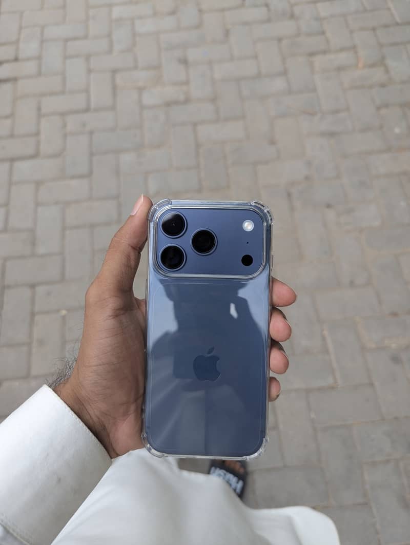 iPhone 17 Pro 6