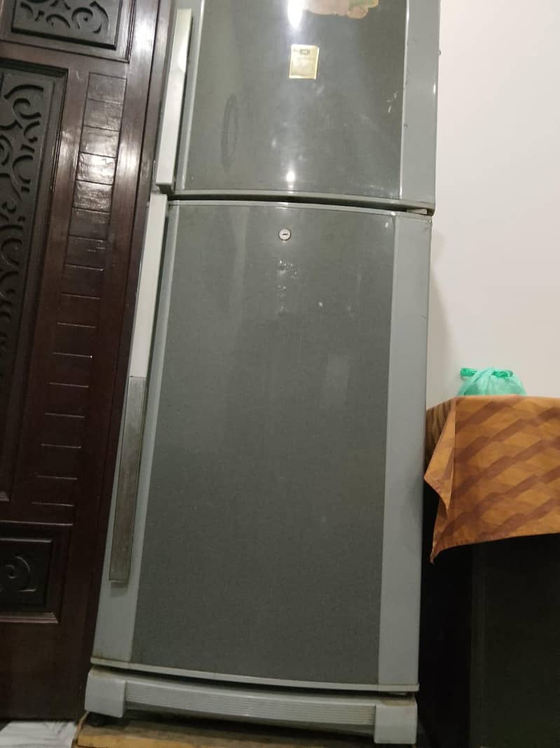 Refrigerator 0