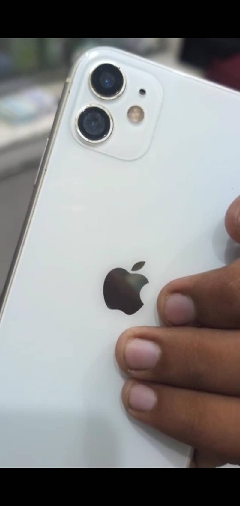 Apple iPhone 11 0