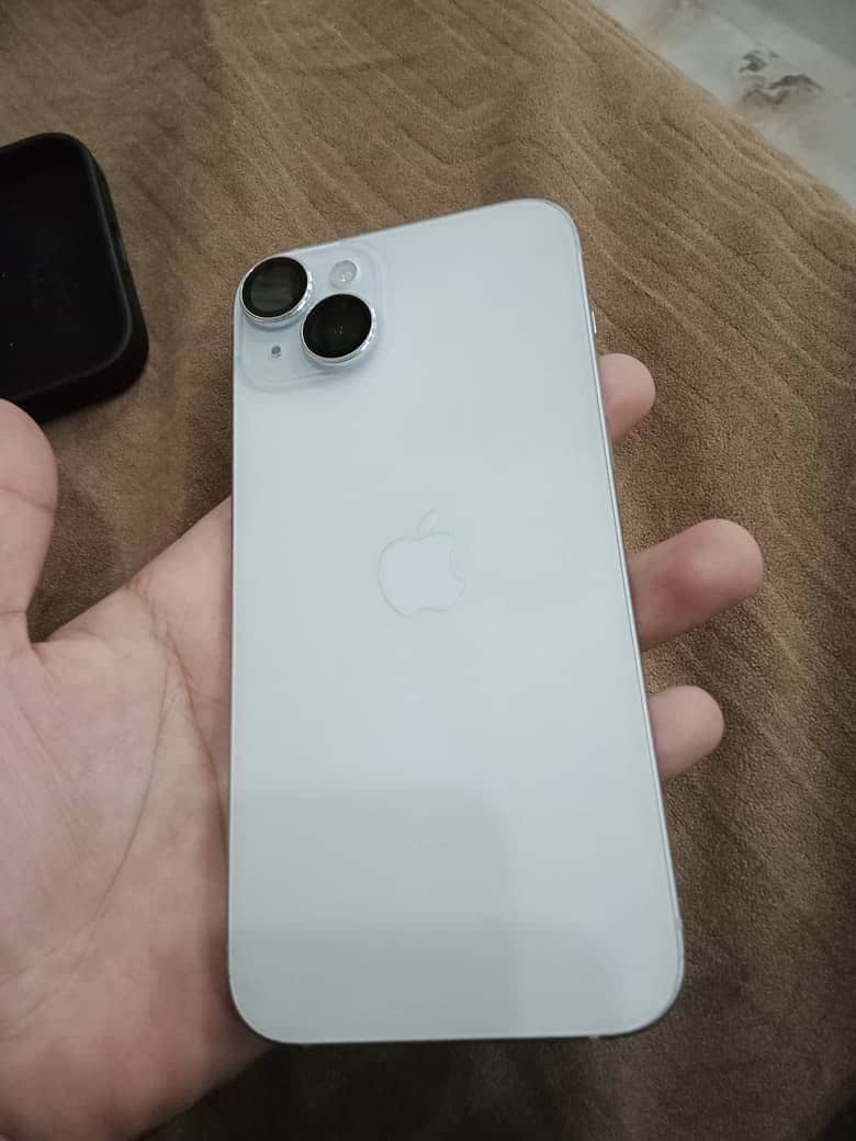 Apple iPhone 15 plus 2