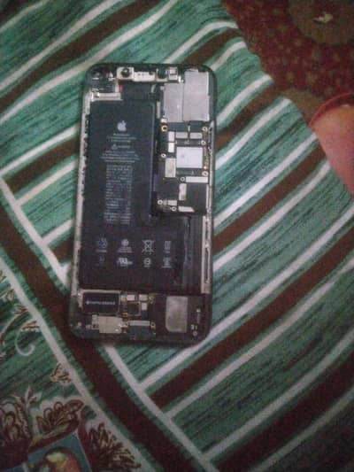 I phone 11 pro max parts