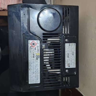 Midea 0.5 Ton AC