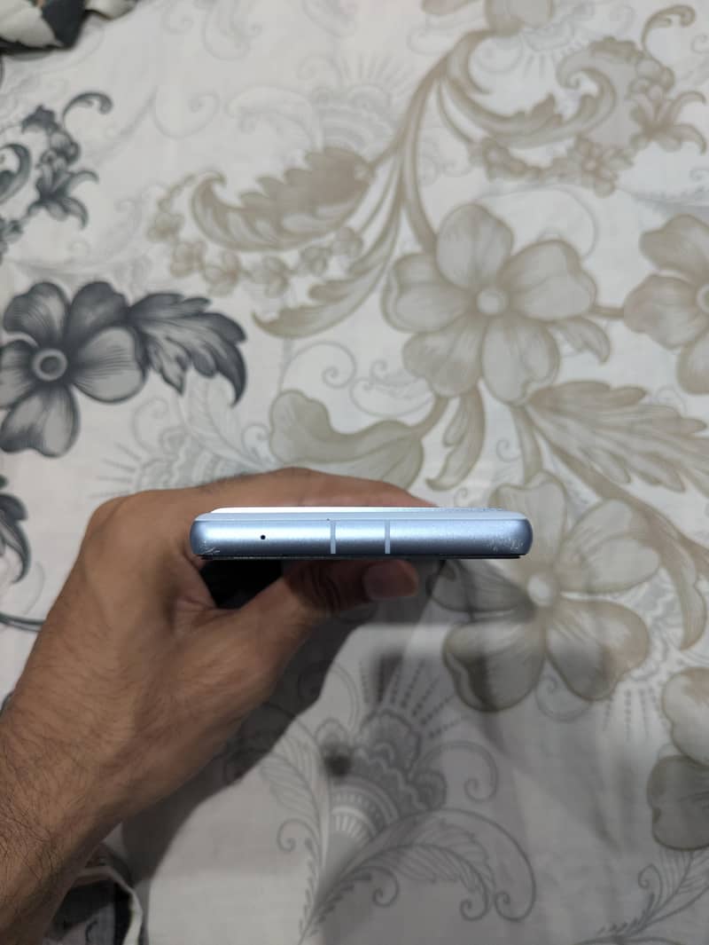 Google Pixel 7a 4