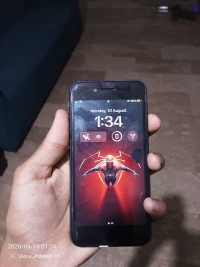 Apple iPhone 8