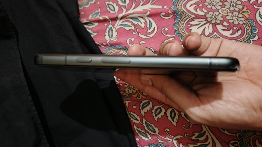 Google Pixel 8a 2