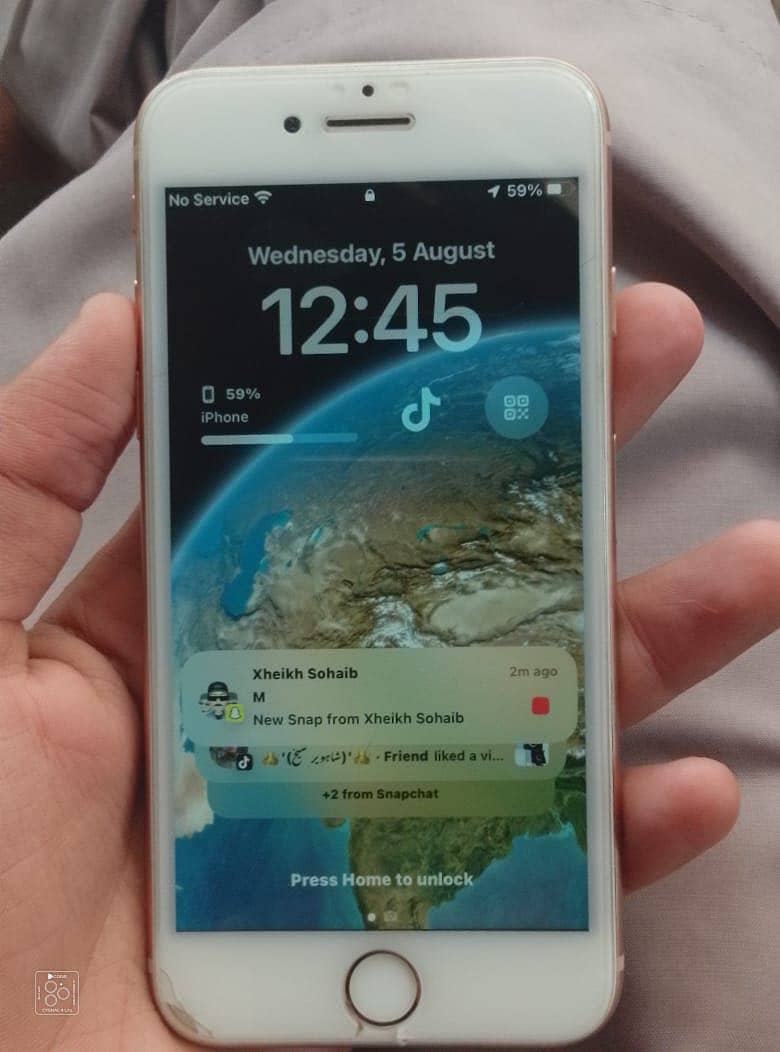 Apple iPhone 8 2