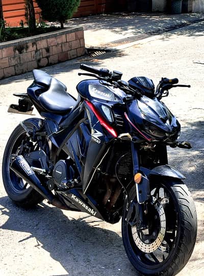 Kawasaki Z1000 Replica | EFI | 2018 Model | First Owner | Karachi