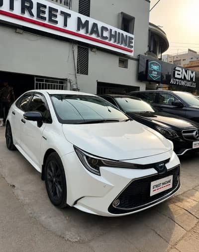 Toyota Corolla Hybrid WxB