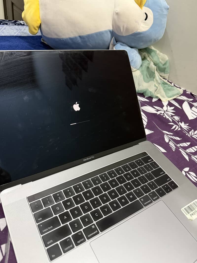 Mac Book Pro 2017 0