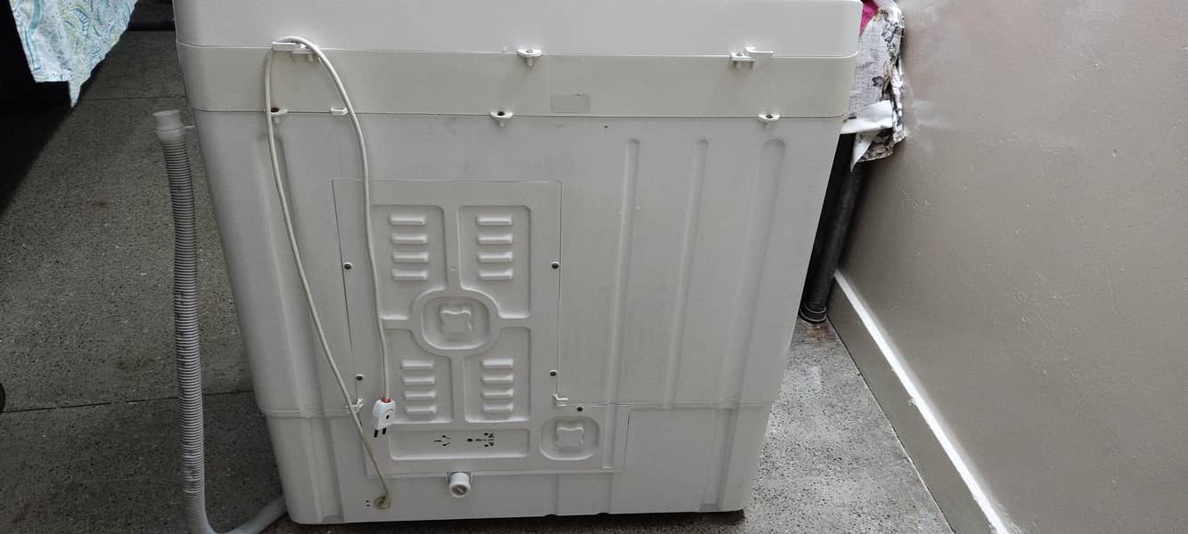 PEL Wasing Machine + Dryer 6