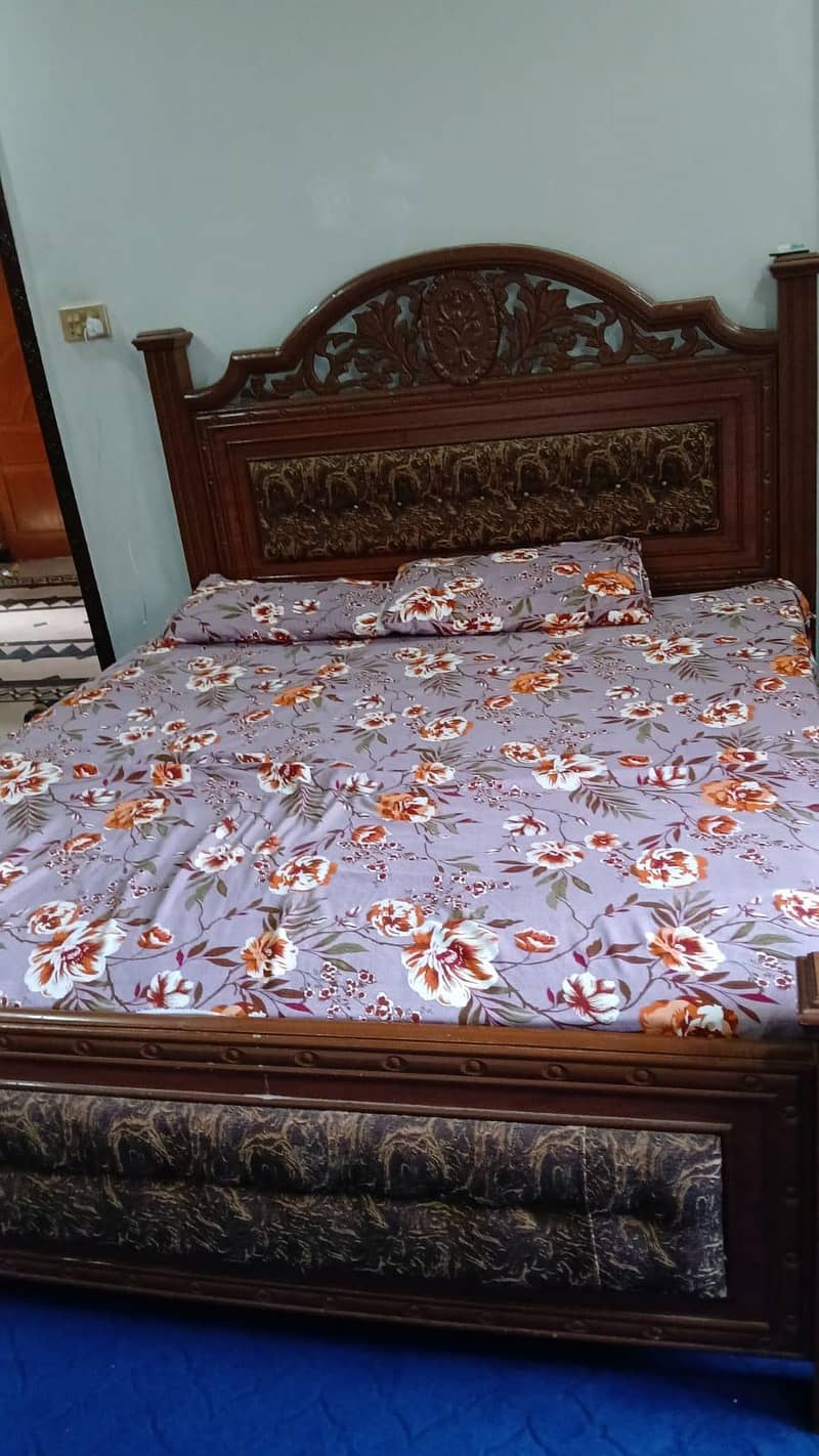 Double Bed 0