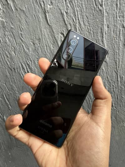 Sony Xperia 5 Read Ad