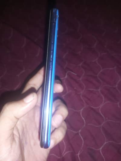Samsung Mobile A30 4GB 16 Gb