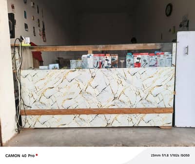 urgent mobile showcase for sale 03056385462