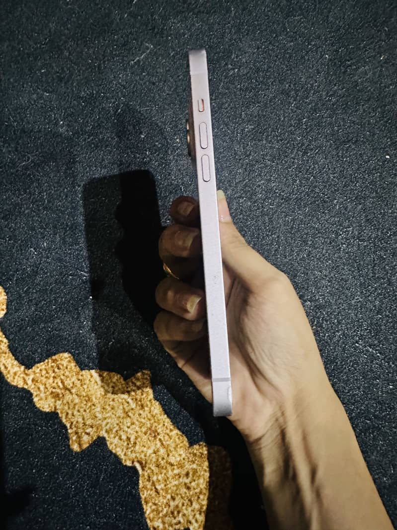 Apple iPhone 14 plus 4